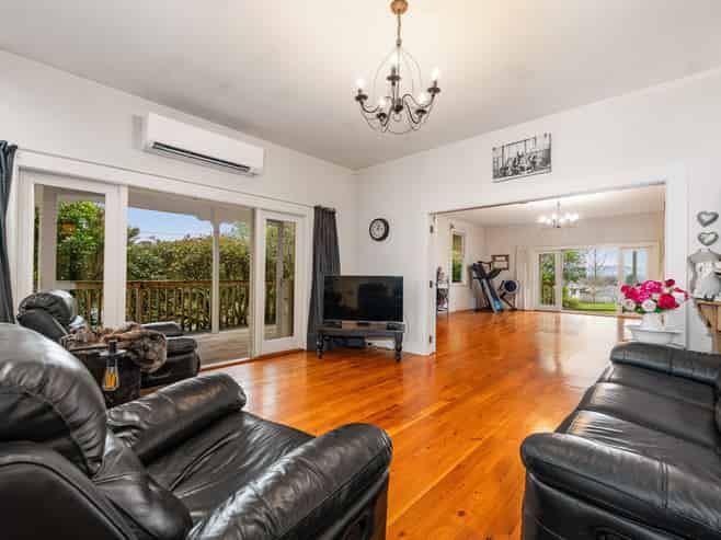 12 Aotea Street, Feilding