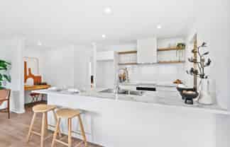 15 Taurangawaka Road, One Tree Point