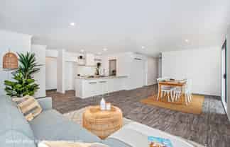 15 Taurangawaka Road, One Tree Point