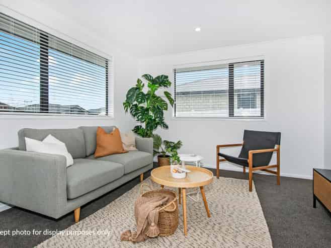 15 Taurangawaka Road, One Tree Point