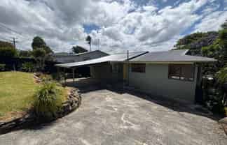 16 Handforth Street , Onerahi