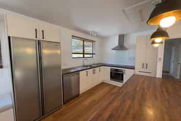 16 Handforth Street , Onerahi