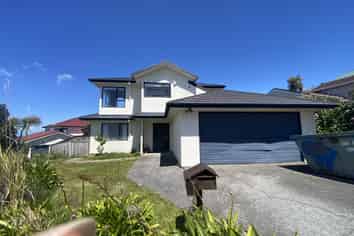 6 Bury Grove, Strathmore Park