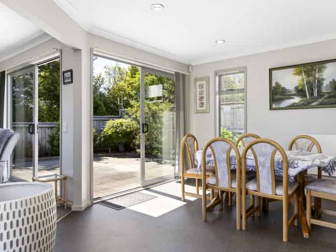 2/30 Ingle Avenue, Waipahihi