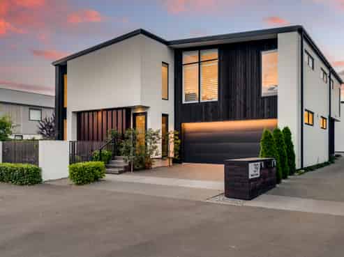 1/39 Webb Street, Merivale