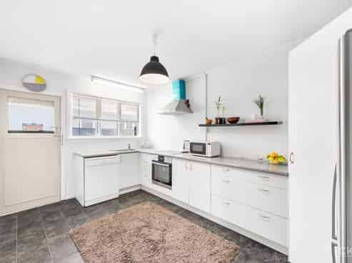 1/5 Hall Grove, Ebdentown