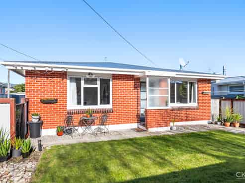 1/5 Hall Grove, Ebdentown