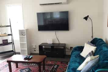 85 Lothian Crescent, Kingswell