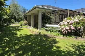 55 Park Avenue, Waikanae