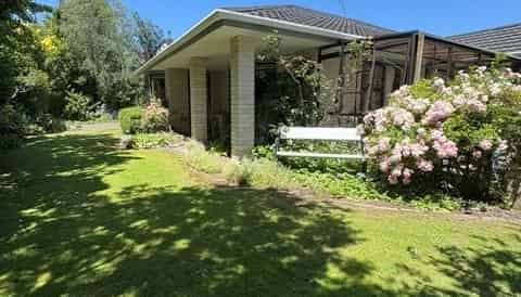 55 Park Avenue, Waikanae