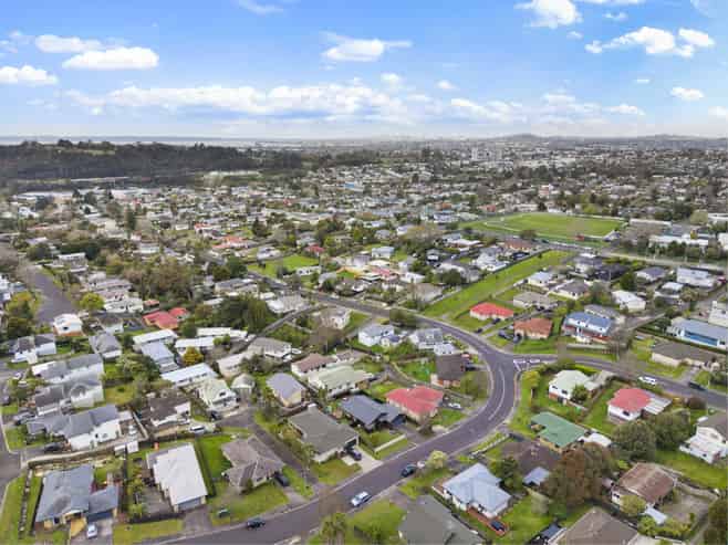 75 Kamara Road, Glen Eden