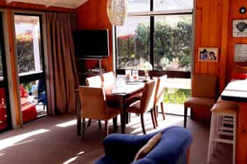 111 Kenwood Drive, Matarangi