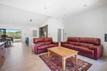 27 Poplar Glade, Mangawhai Heads