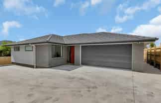 315a Western Hills Drive, Avenues