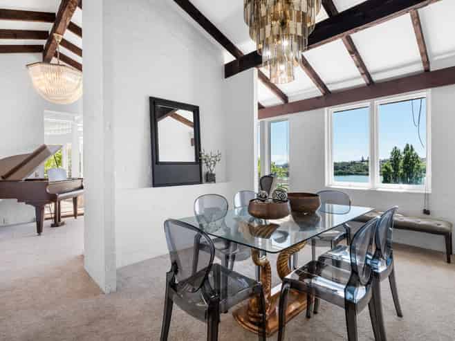 2/2 Darwin Lane, Remuera