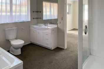 39A York Street , Levin