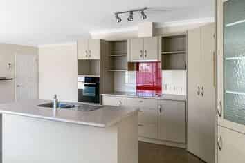 39A York Street , Levin