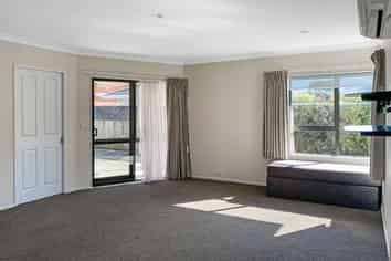 39A York Street , Levin