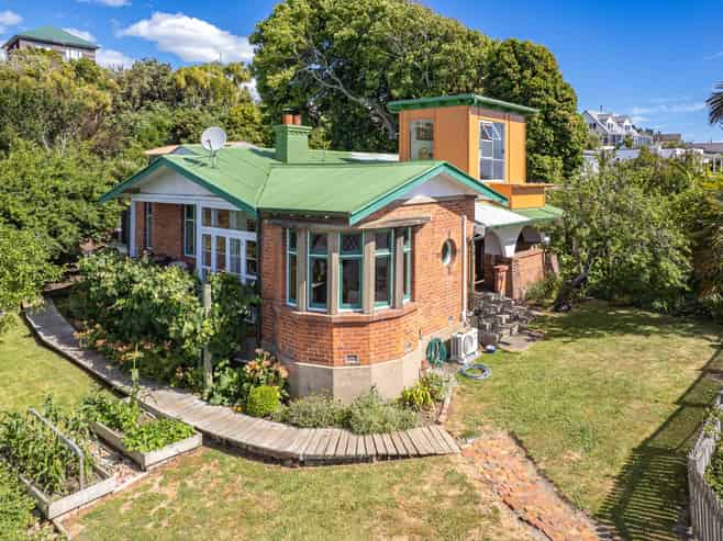 21 Putiki Drive, Durie Hill