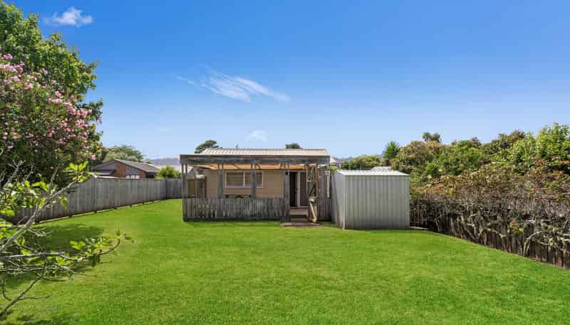 15 Cook Drive, Whitianga