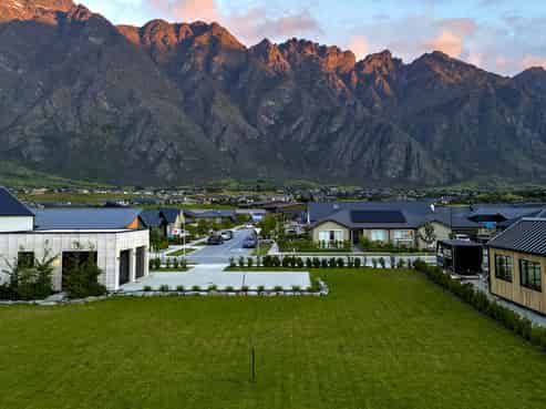 18 and 20 Woolshed Road, Jacks Point