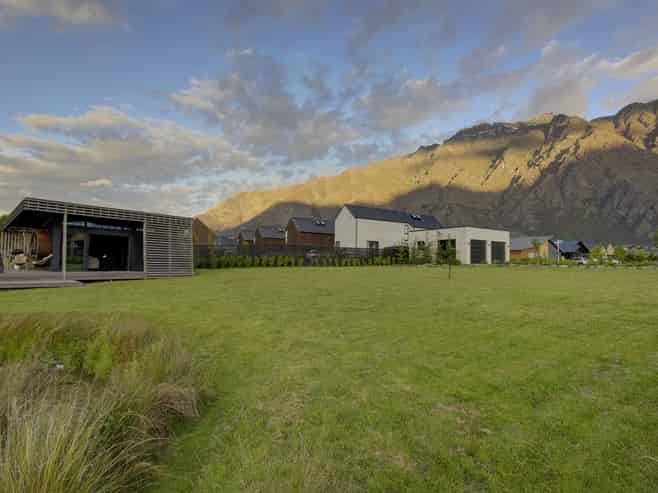 18 and 20 Woolshed Road, Jacks Point