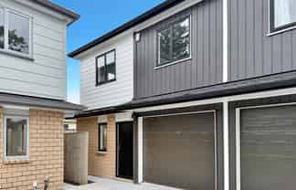 17B Martin Place, Kelston