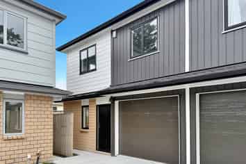 17B Martin Place, Kelston