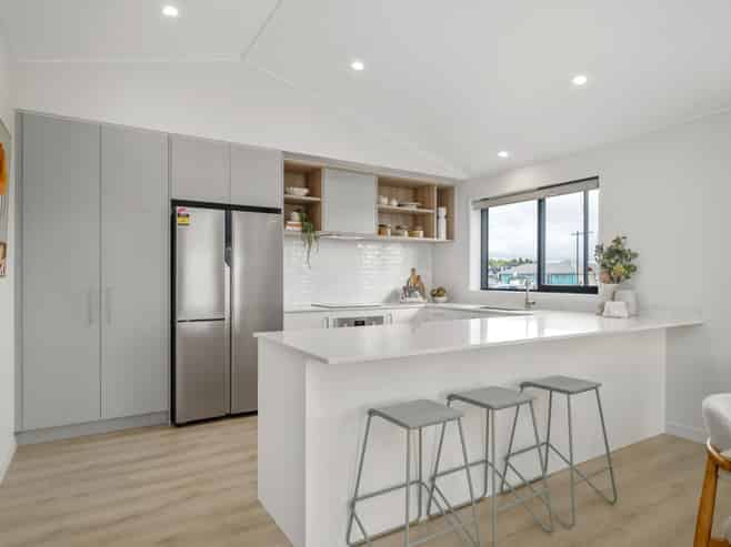 99 Harakeke Drive, Wharewaka