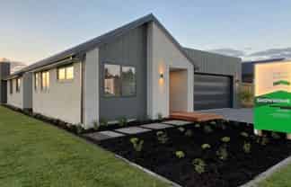 99 Harakeke Drive, Wharewaka