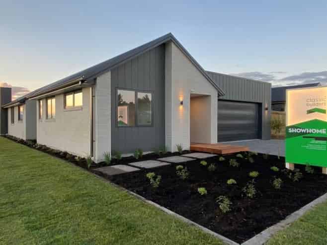 99 Harakeke Drive, Wharewaka