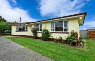 62 Lothian Crescent, Strathern