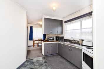 62 Lothian Crescent, Strathern