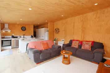 25B Morton Street, Riverton