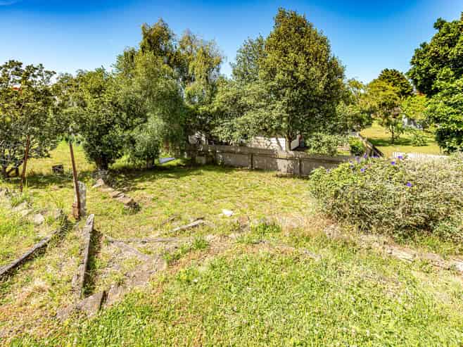 5 Deem Place, Tawhero