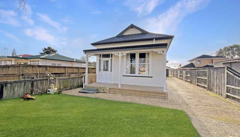 305 Featherston Street, Palmerston North Central