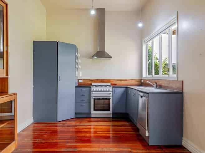 5 Hereford Street, West End