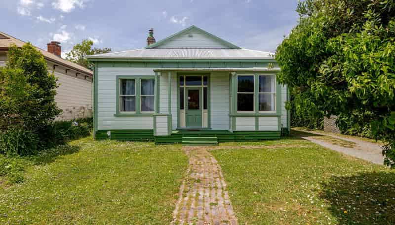 5 Hereford Street, West End