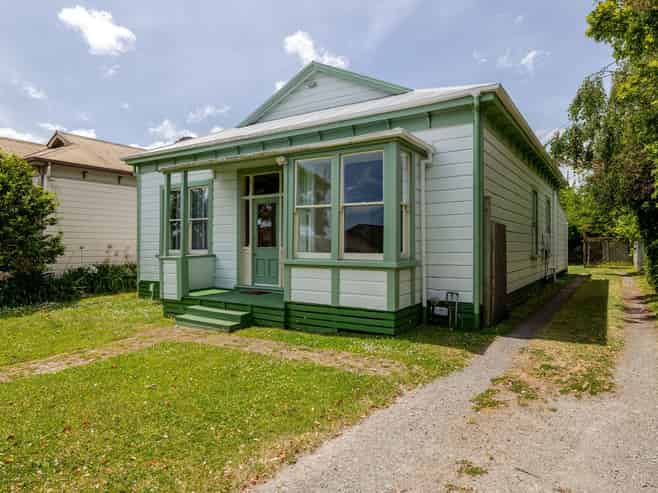 5 Hereford Street, West End