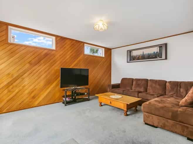 2/435 Great South Road, Opaheke