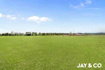 16 Tamariki Road, Clevedon