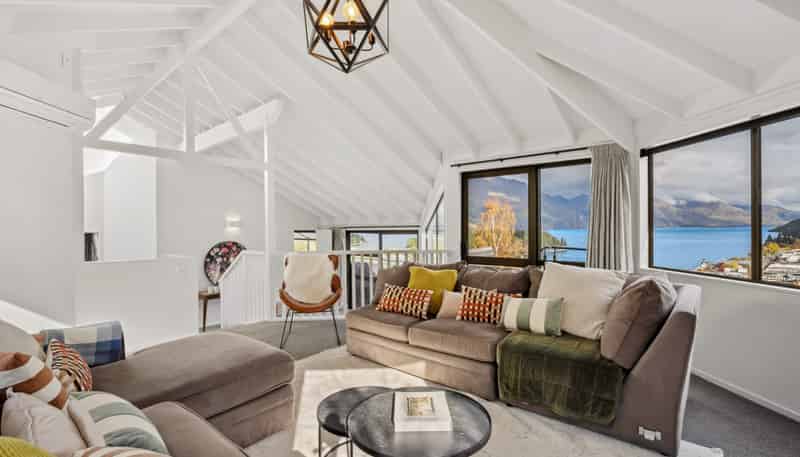 13 Malaghan Street, Queenstown