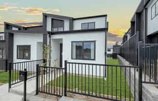 1/4 Limestone Drive, Hobsonville