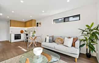 1/4 Limestone Drive, Hobsonville