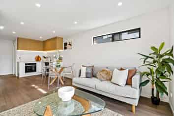 1/4 Limestone Drive, Hobsonville