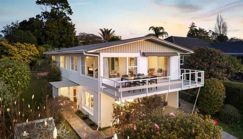 36 Mayfair Crescent, Mairangi Bay