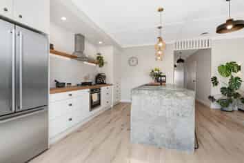 49a Parakai Avenue, Helensville