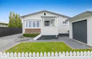 49a Parakai Avenue, Helensville