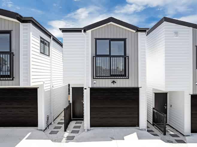 73 A, B, C Thompson Terrace, Manurewa
