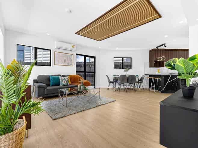 73B Thompson Terrace, Manurewa